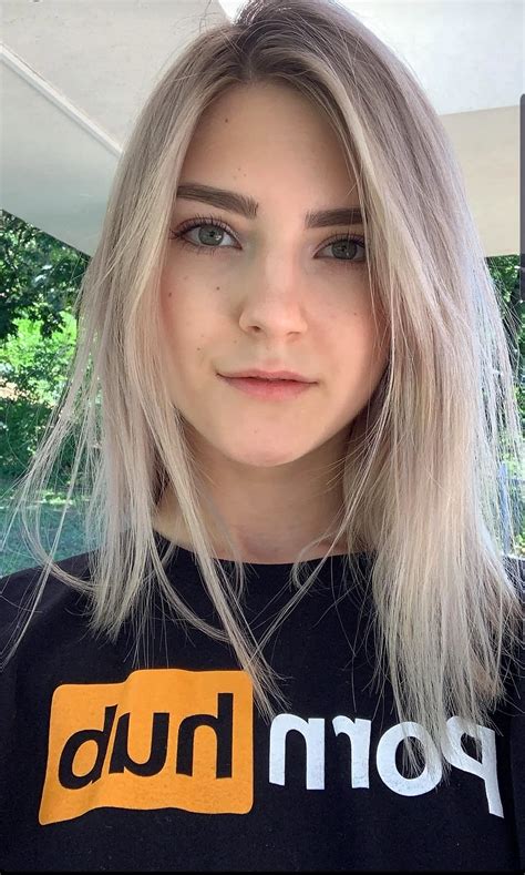 eva elfie ponrhub|[BEST FULL 18+] Eva Elfie .